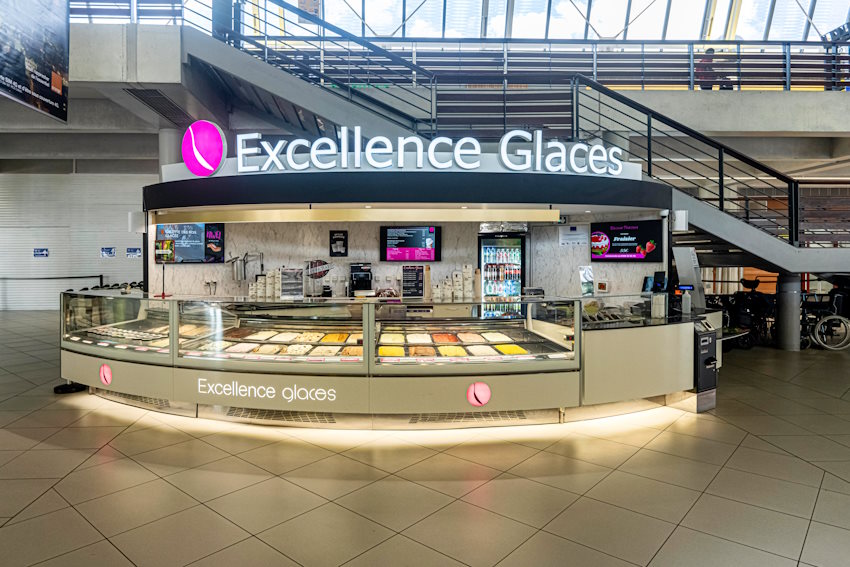 Excellences glaces - Zone publique, côté ville
